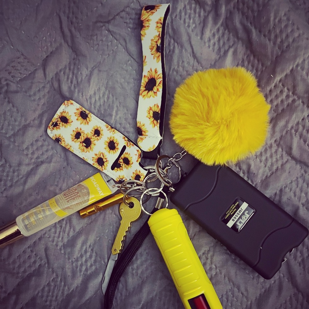 Women’s Essential Keychain - sunflowers.